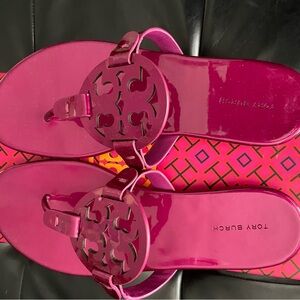 Brand New Tory Burch Women's Pink Sandals